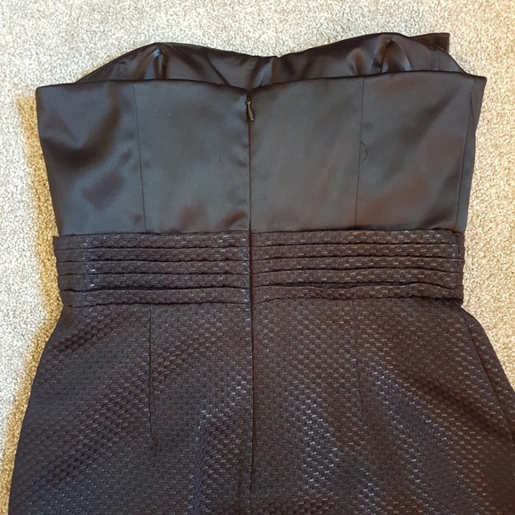 BCBG Size 6 Black Strapless Dress - Picture 7 of 8